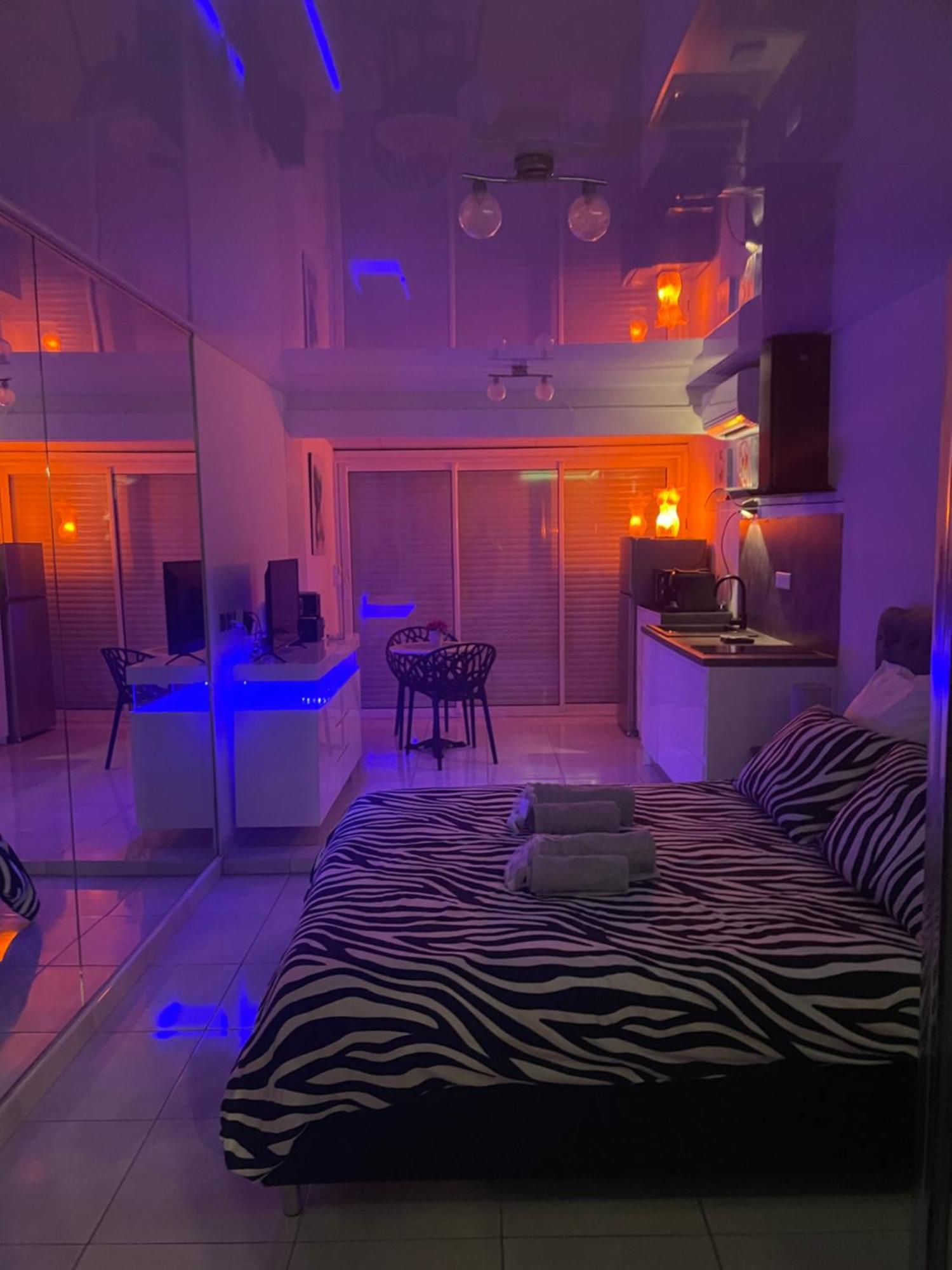 The Naturist Glamour Suite Agde Εξωτερικό φωτογραφία
